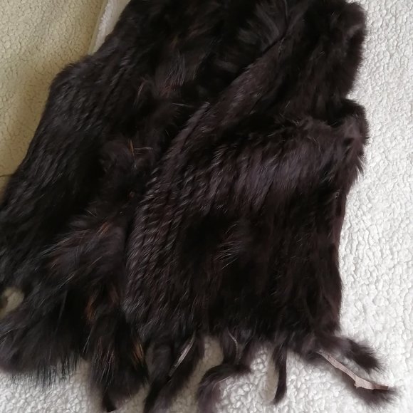 fur vest brown color - Picture 1 of 2